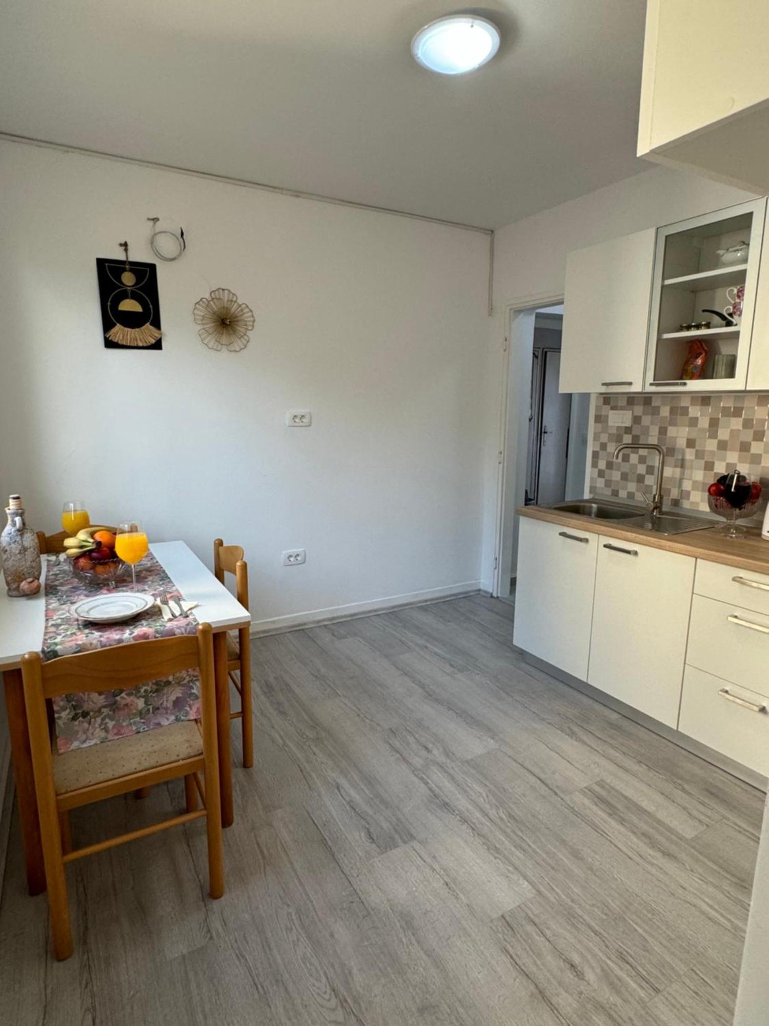 Apartman Laura Ploce  Exterior photo